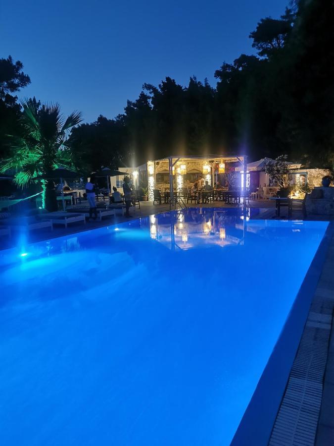 Trees Art Hotel Іялісос Екстер'єр фото